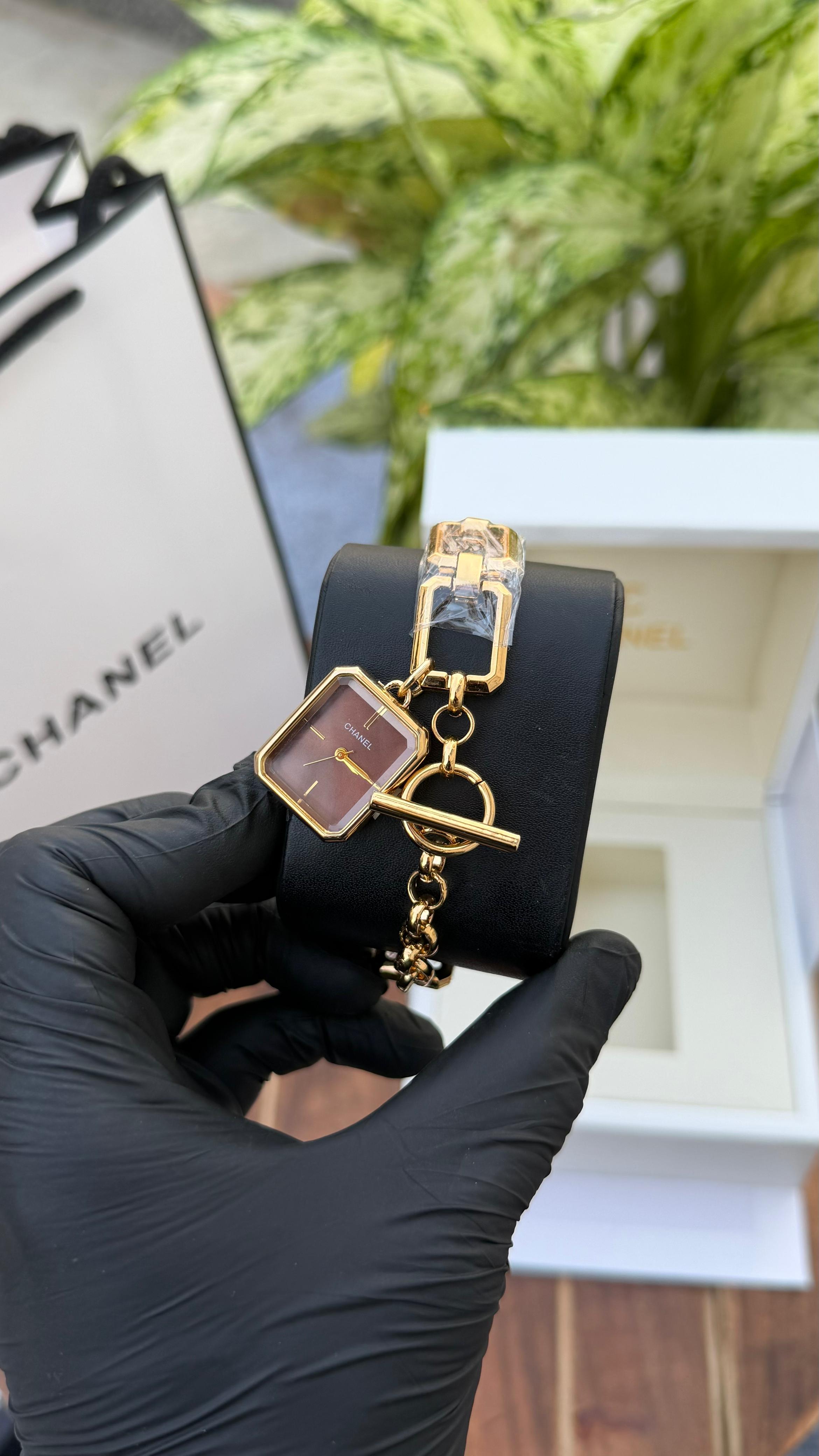 Chane_l Ladies Watch