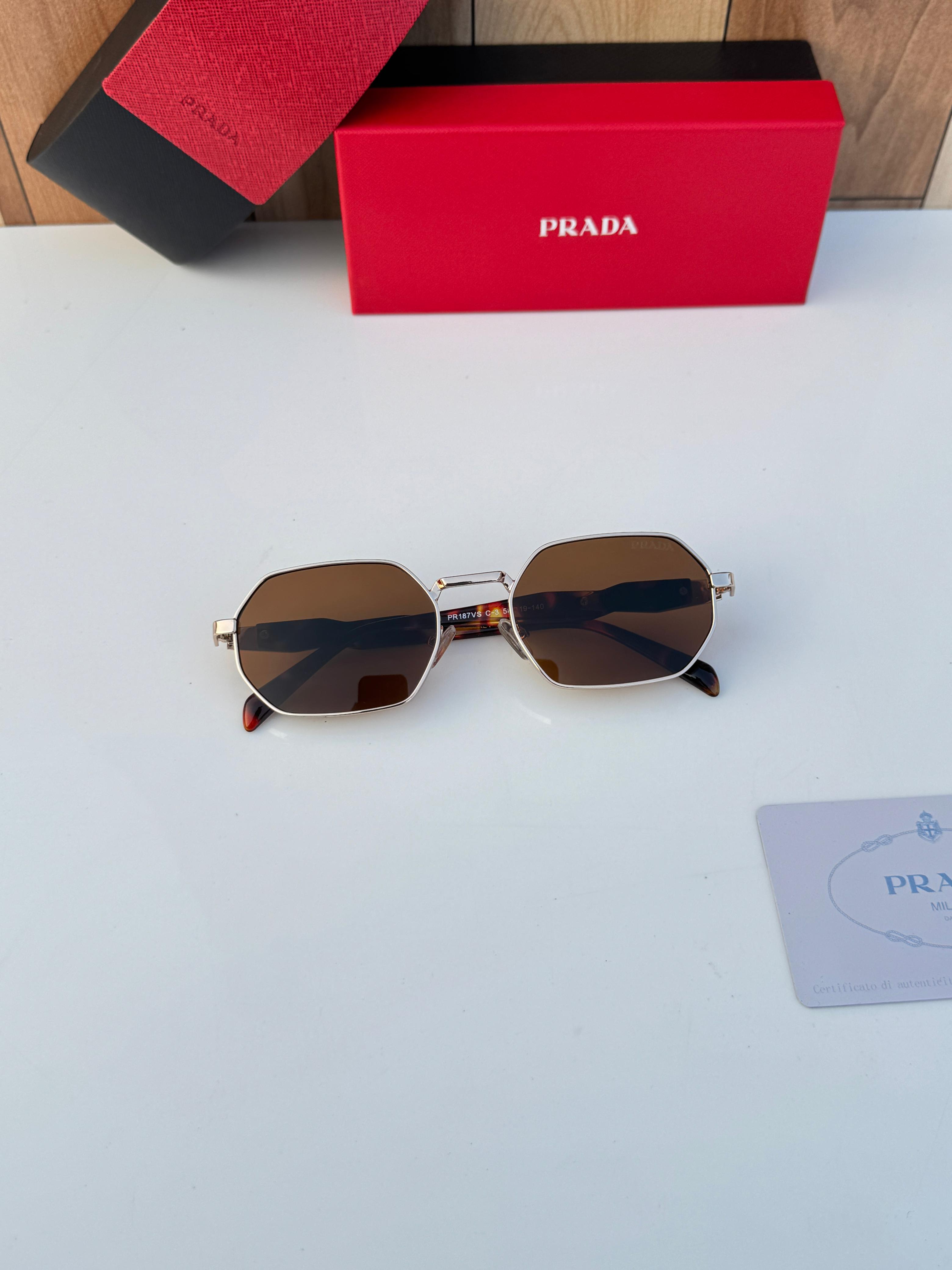 PRAD_a 187 Sunglasses