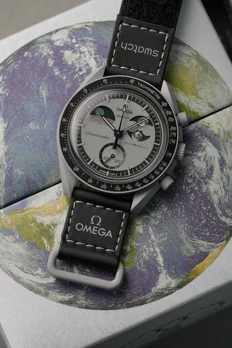 Omeg_A Speedmaster Moonphase