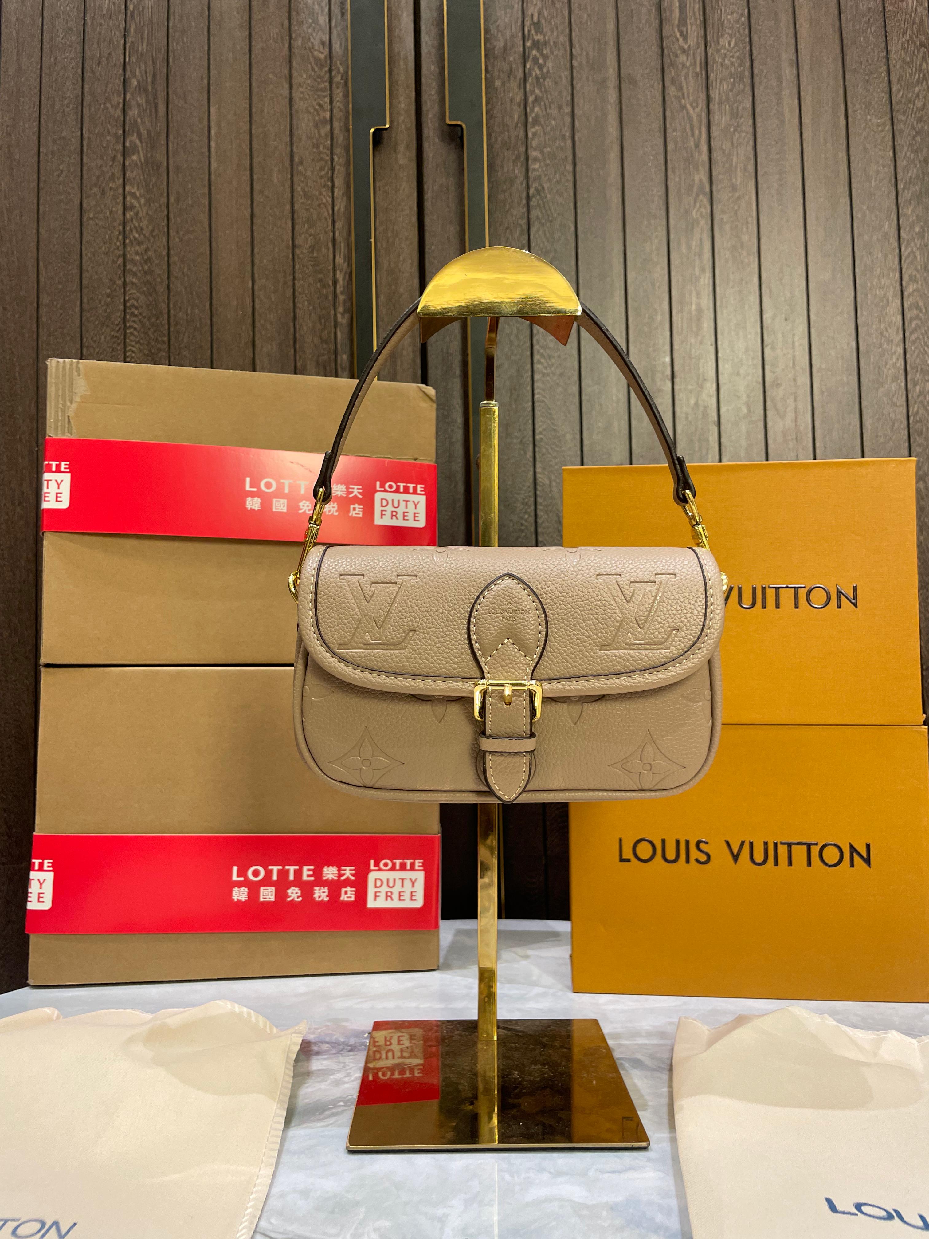 Loui_s Vuitton nano baguette shoulder baghand bag with double box