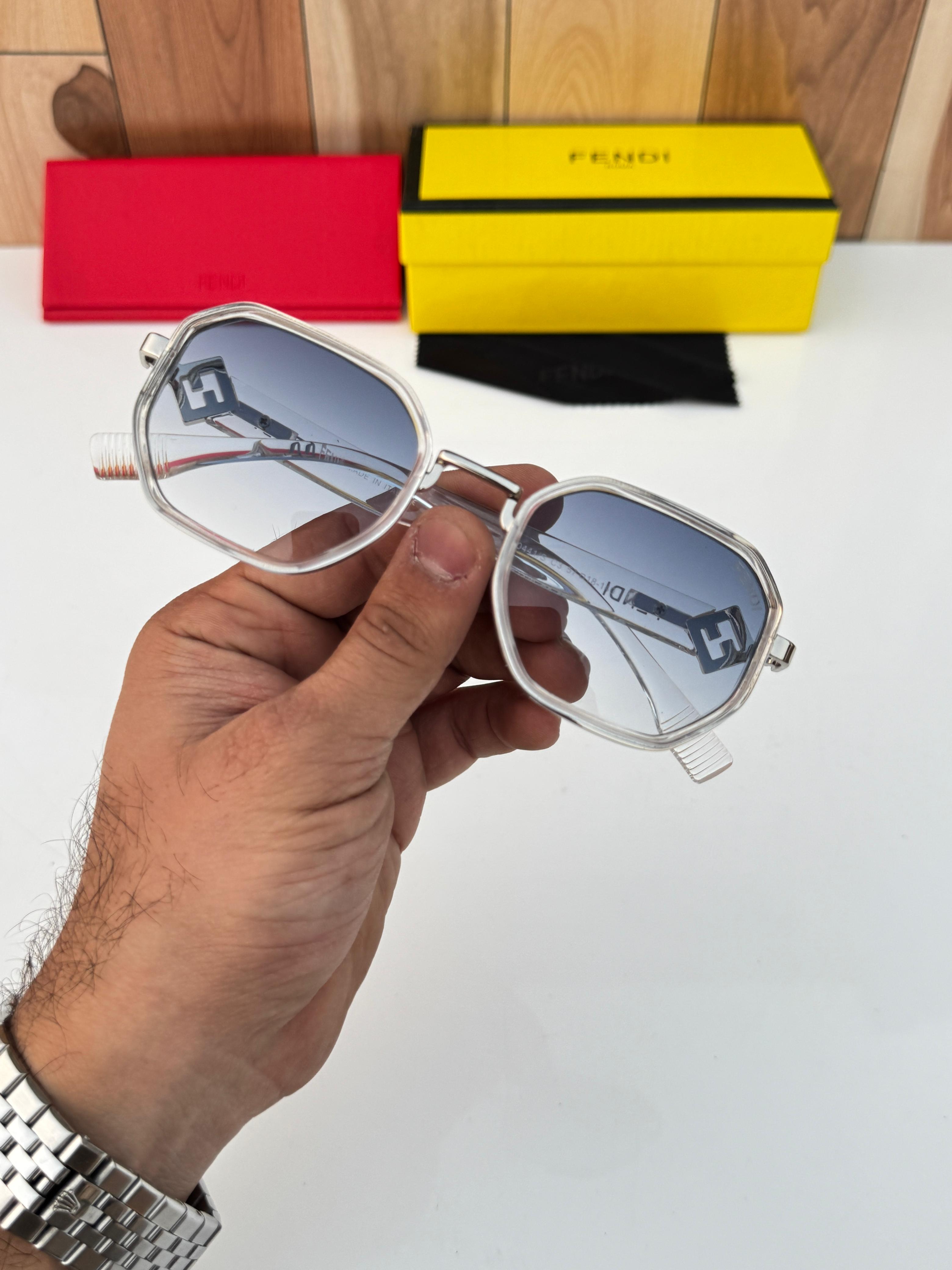 FEND_i 441 – Sunglasses