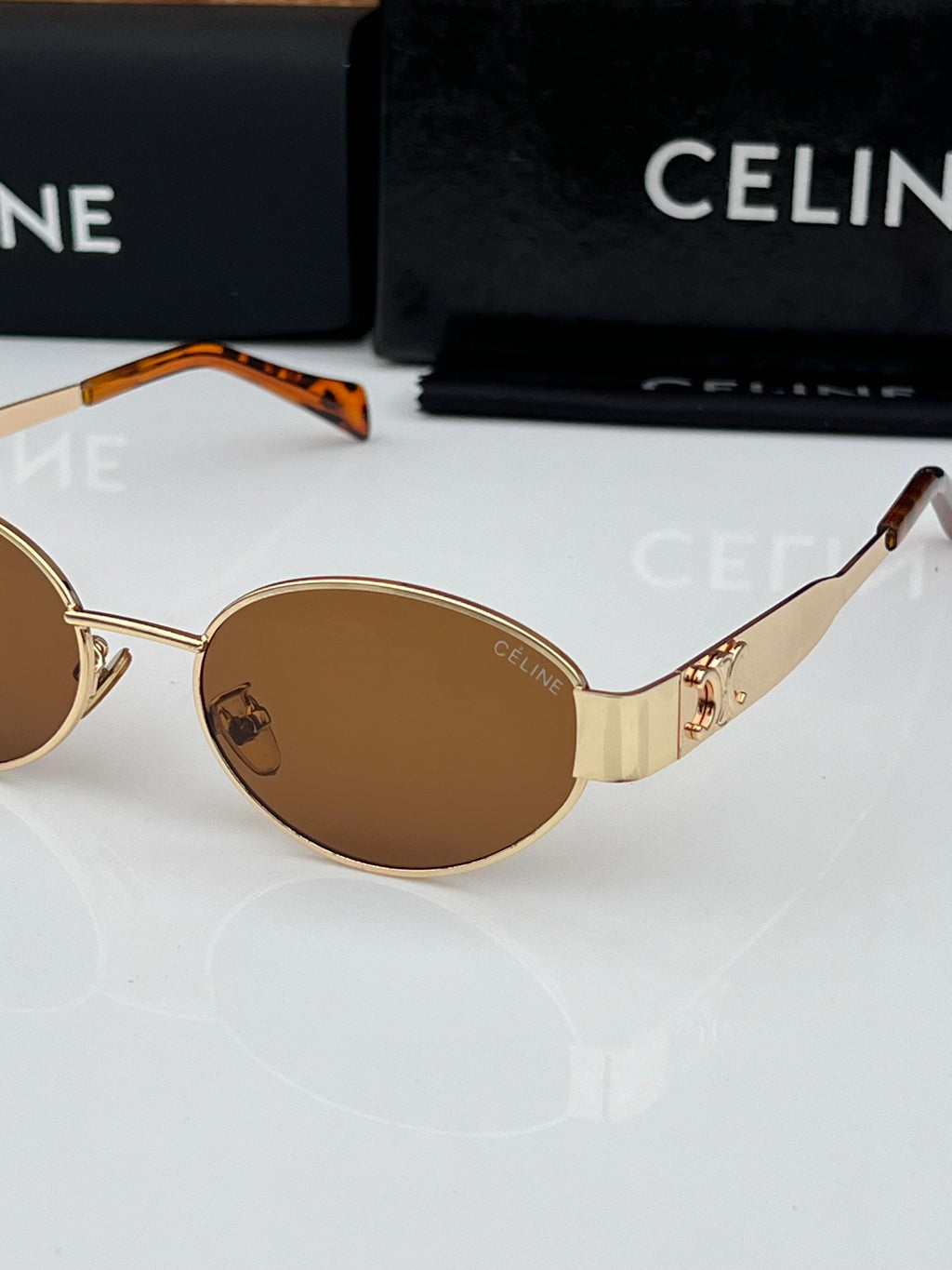 Celin_E 1006 – Gold Brown
