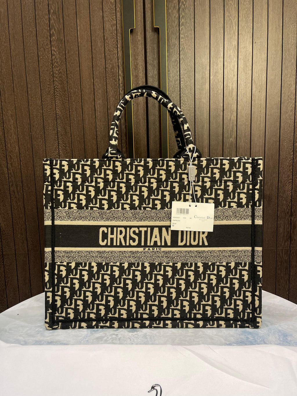 Dio_R Book Tote – Oblique Jacquard