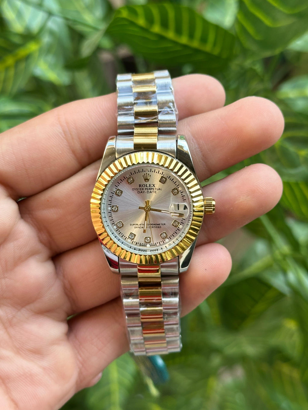 Role_x Date Watch – Two-Tone Finish