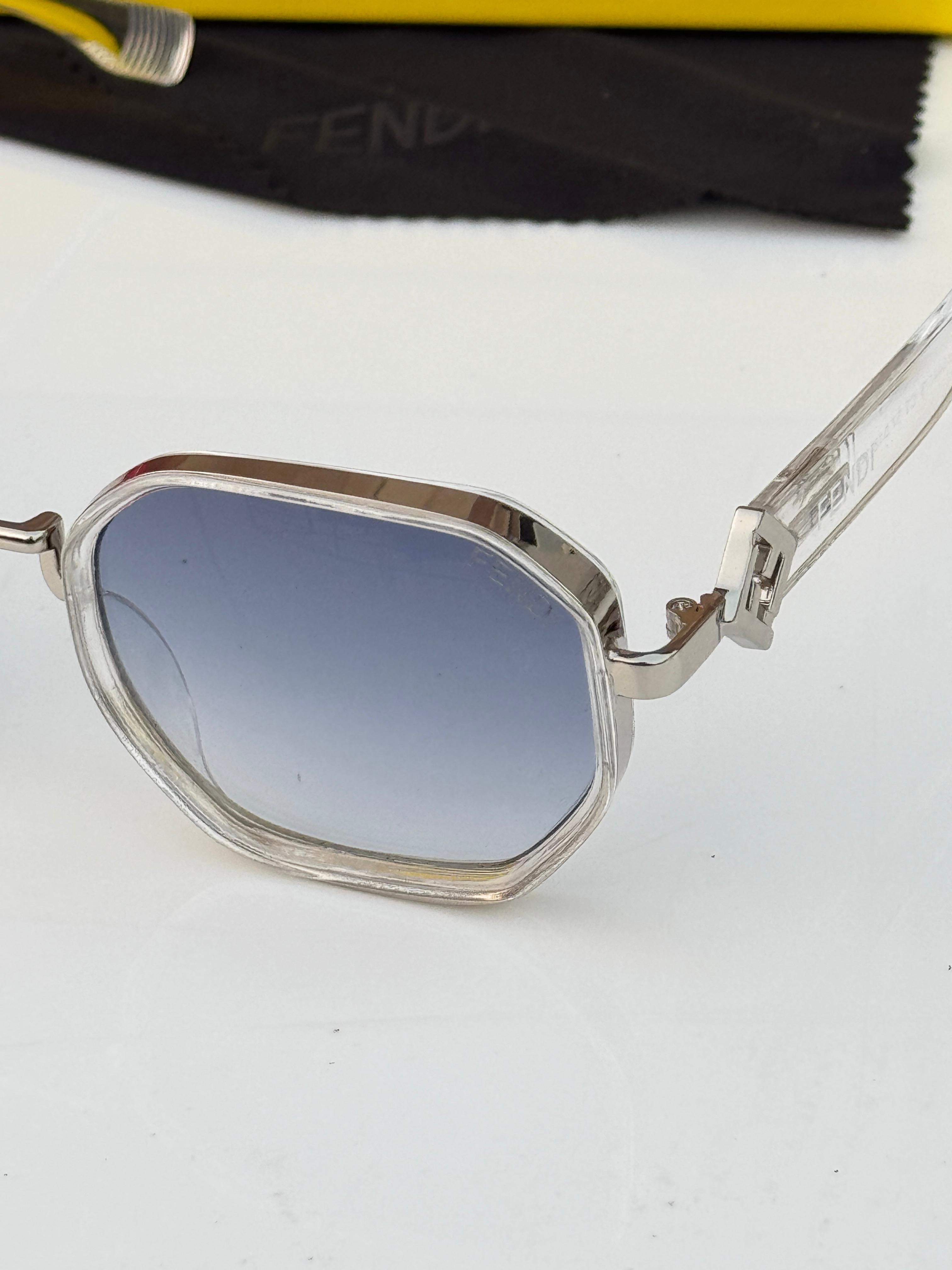 FEND_i 441 – Sunglasses
