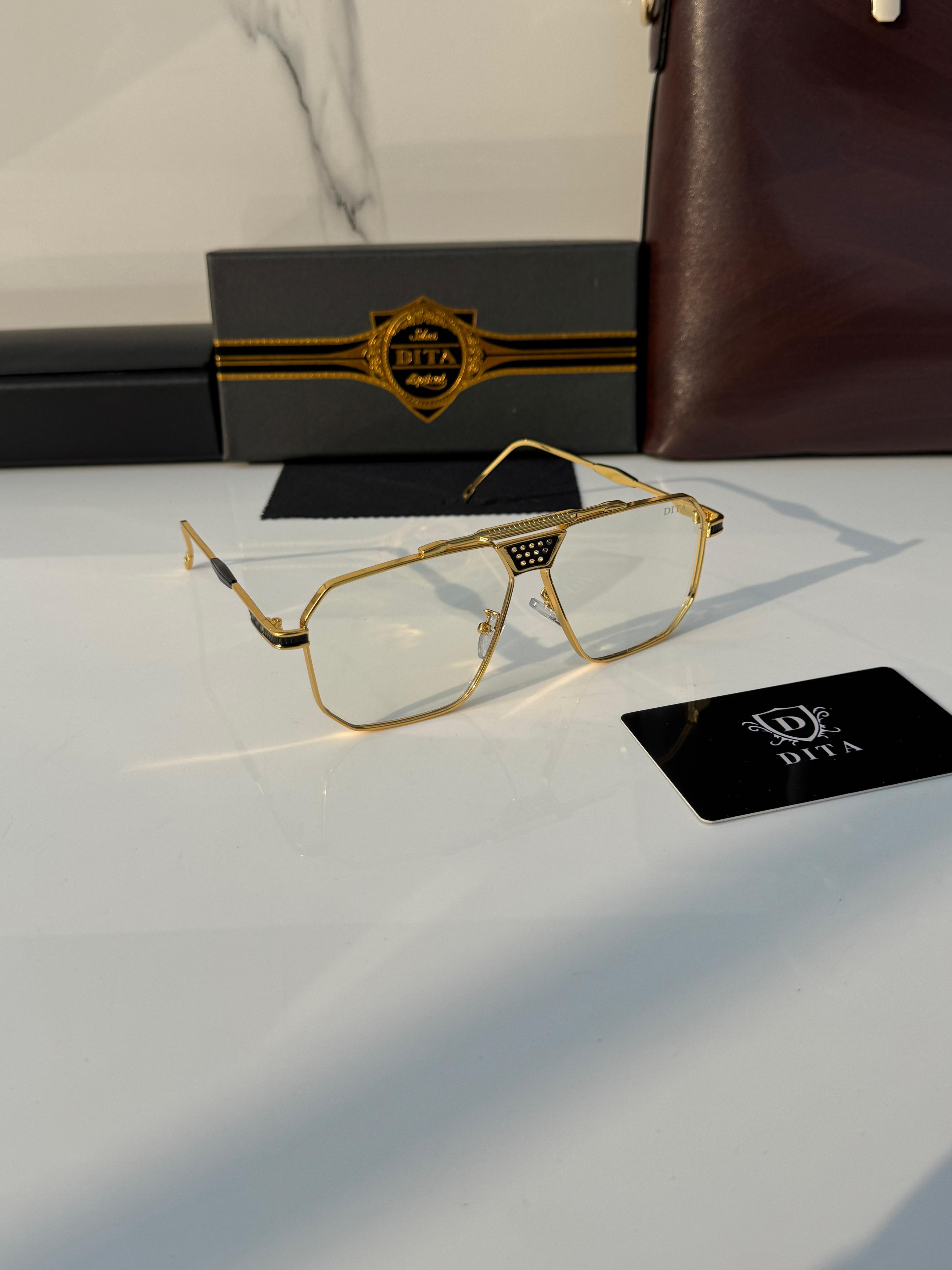 DITA 9090 – Gold (Plano)