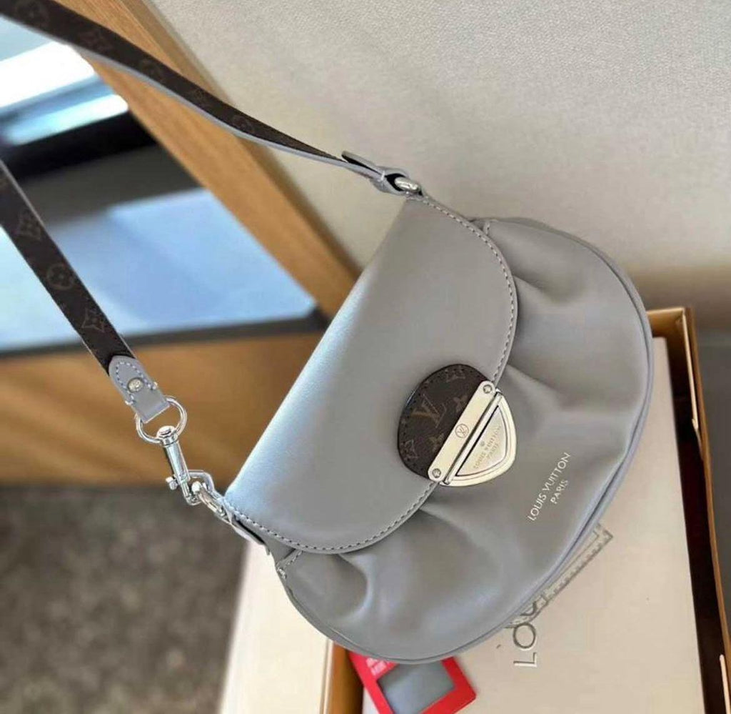 Loui_s Vuitton M12192 Sunset Vibe with Double box