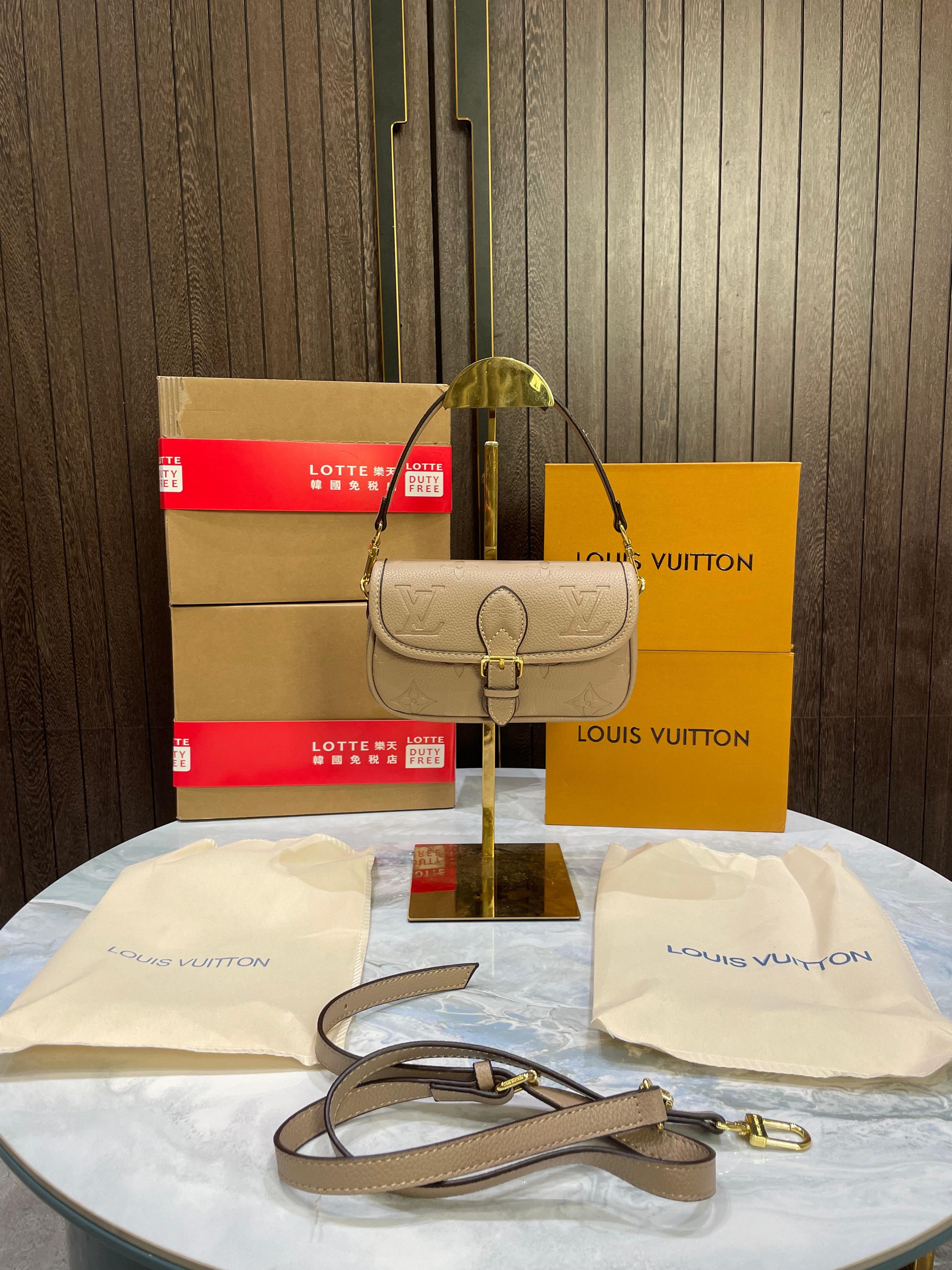 Loui_s Vuitton nano baguette shoulder baghand bag with double box