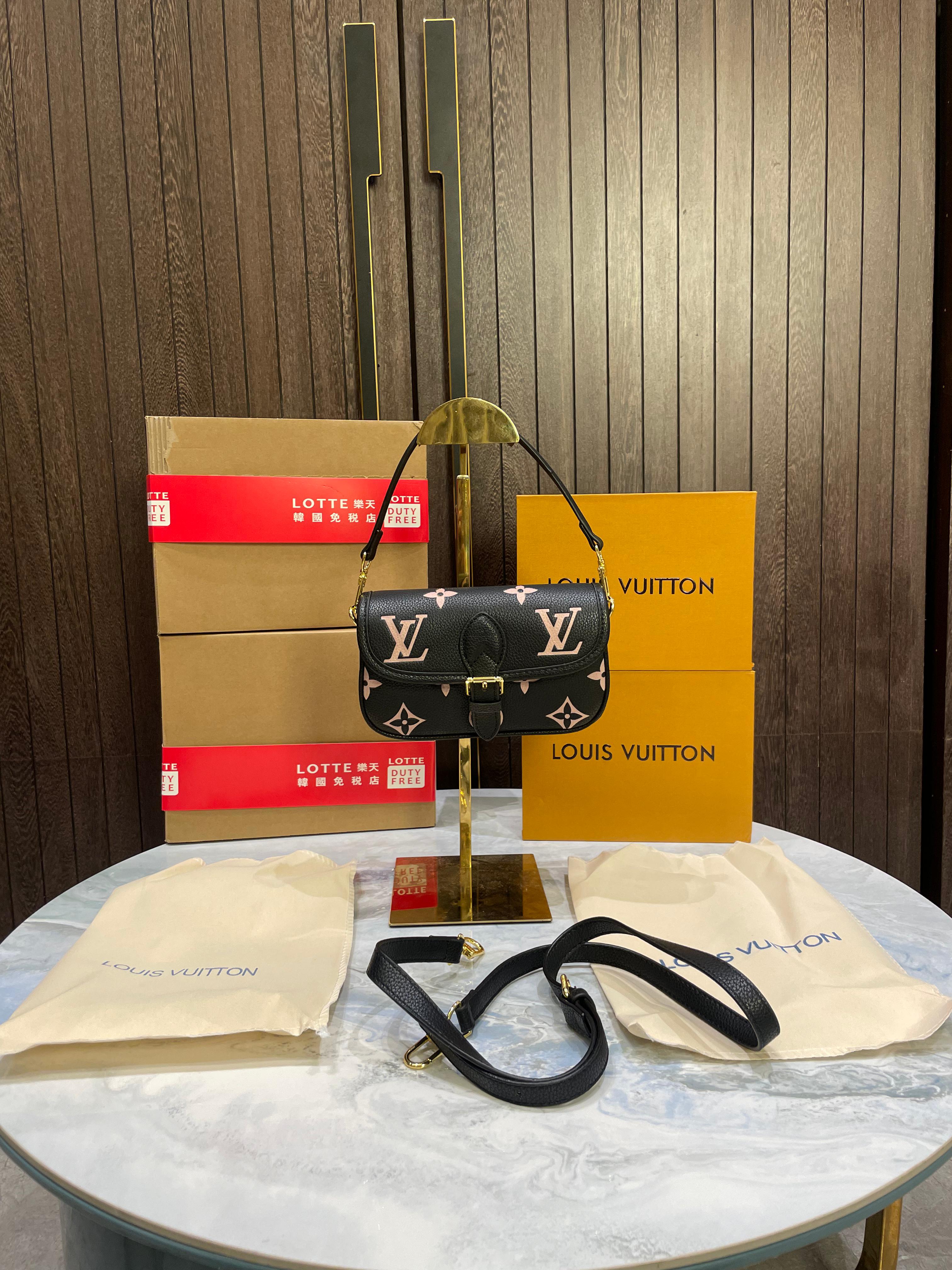 Loui_s Vuitton nano baguette shoulder baghand bag with double box