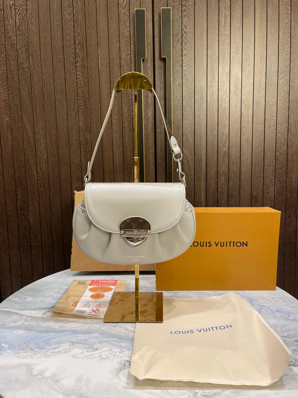 Loui_s Vuitton M12192 Sunset Vibe with Double box