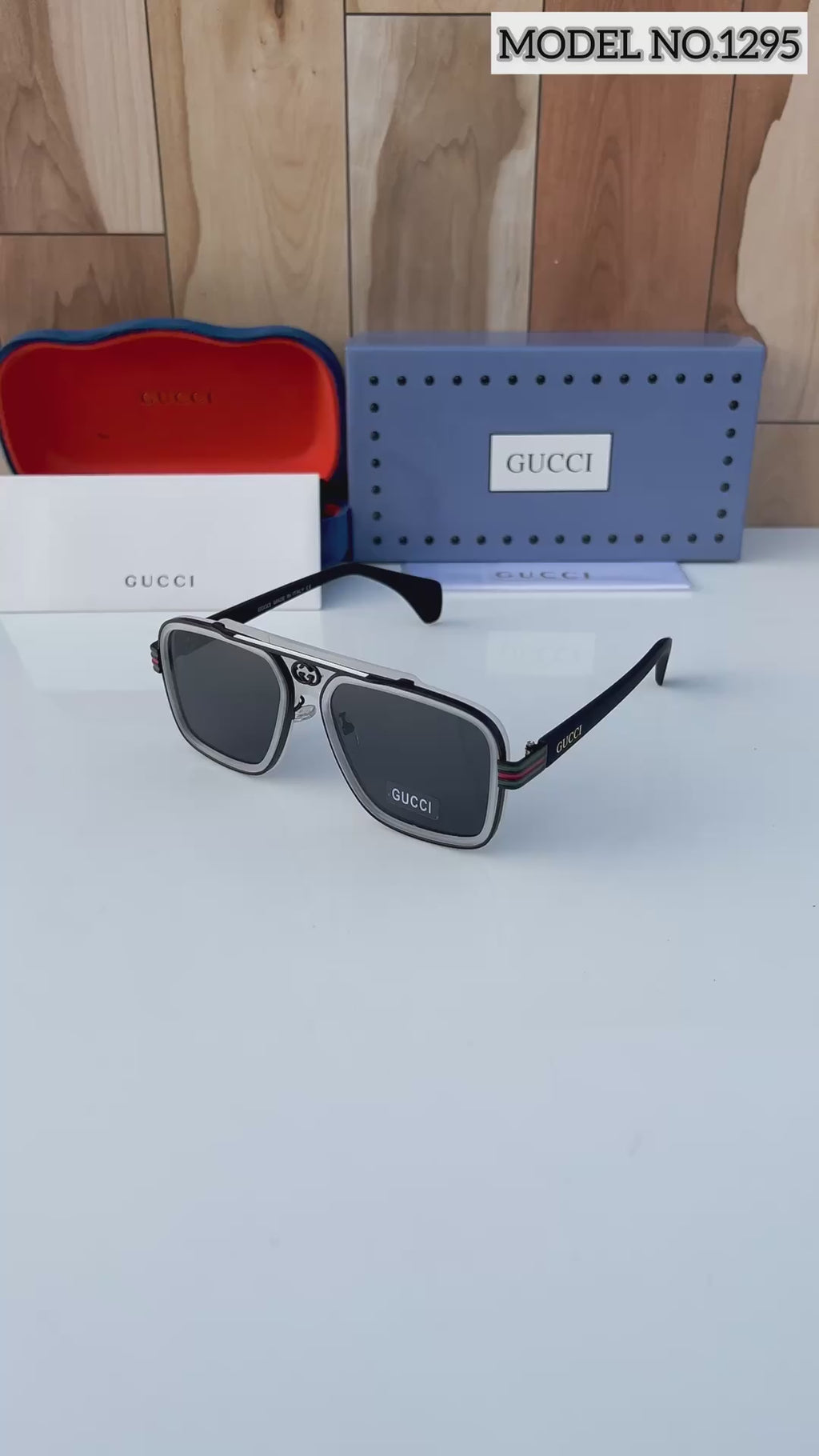 GUCC_i 1295 | White-Black Edition