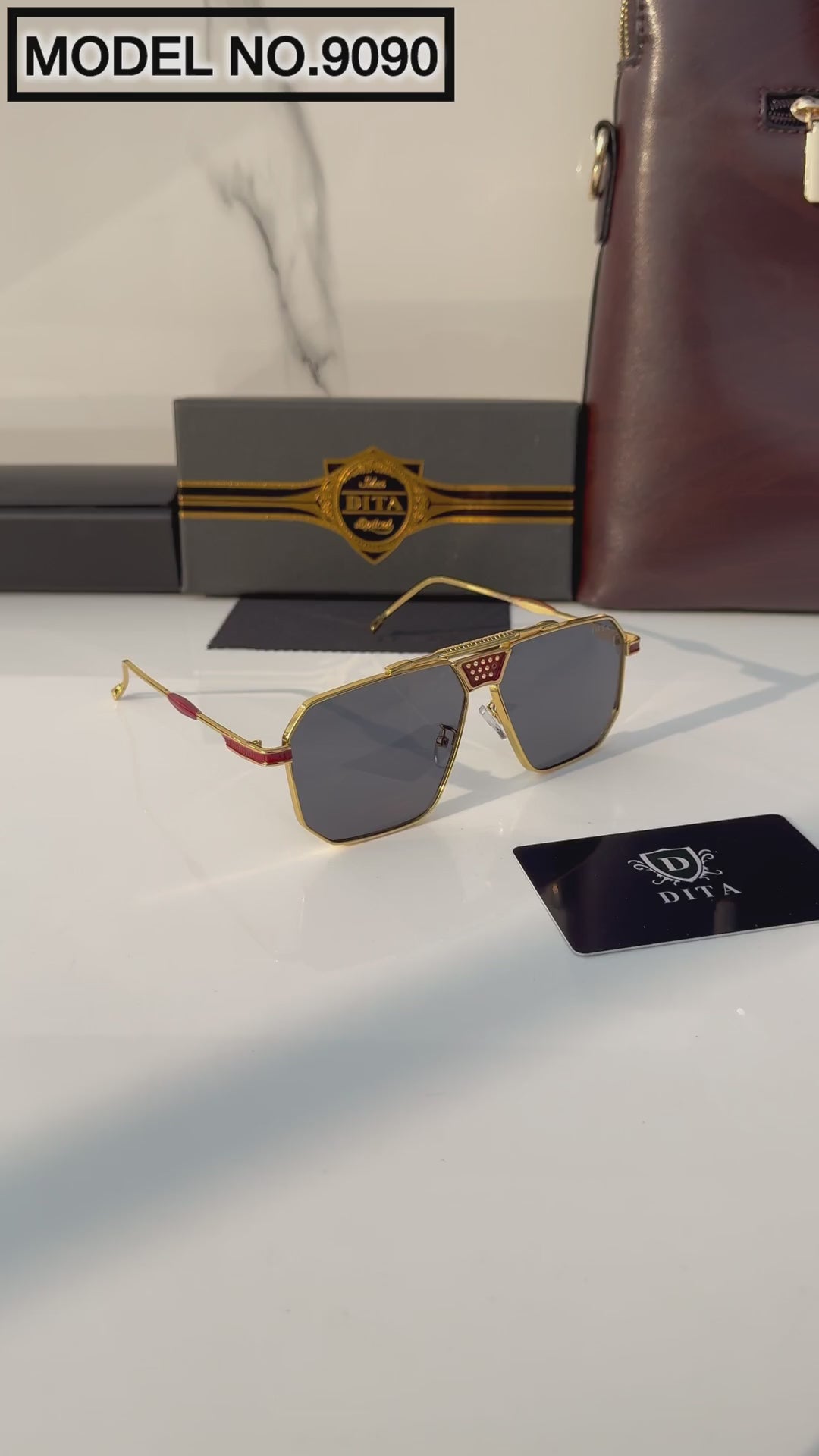 Dita 9090 – Gold Black